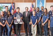 Robotics team visits premier
