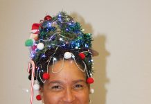 Tomlinson shows off her latest Christmas hairstyle