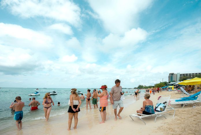 Tourist on Seven Mile Beach-1-2 Tourists on Seven Mile Beach