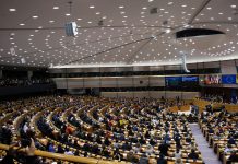 EU parliament pushes for stricter ‘tax haven’ blacklist