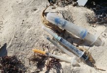 Beachgoers find syringes at Barkers Beach