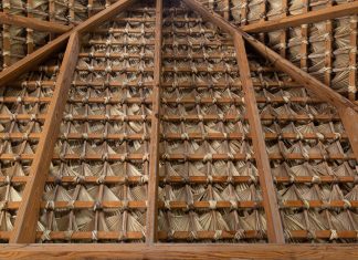 Thatch roofs – keeping the tradition alive