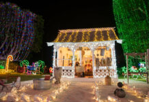 In photos: Cayman’s Christmas displays