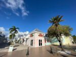 Papa Johns closing down in Cayman