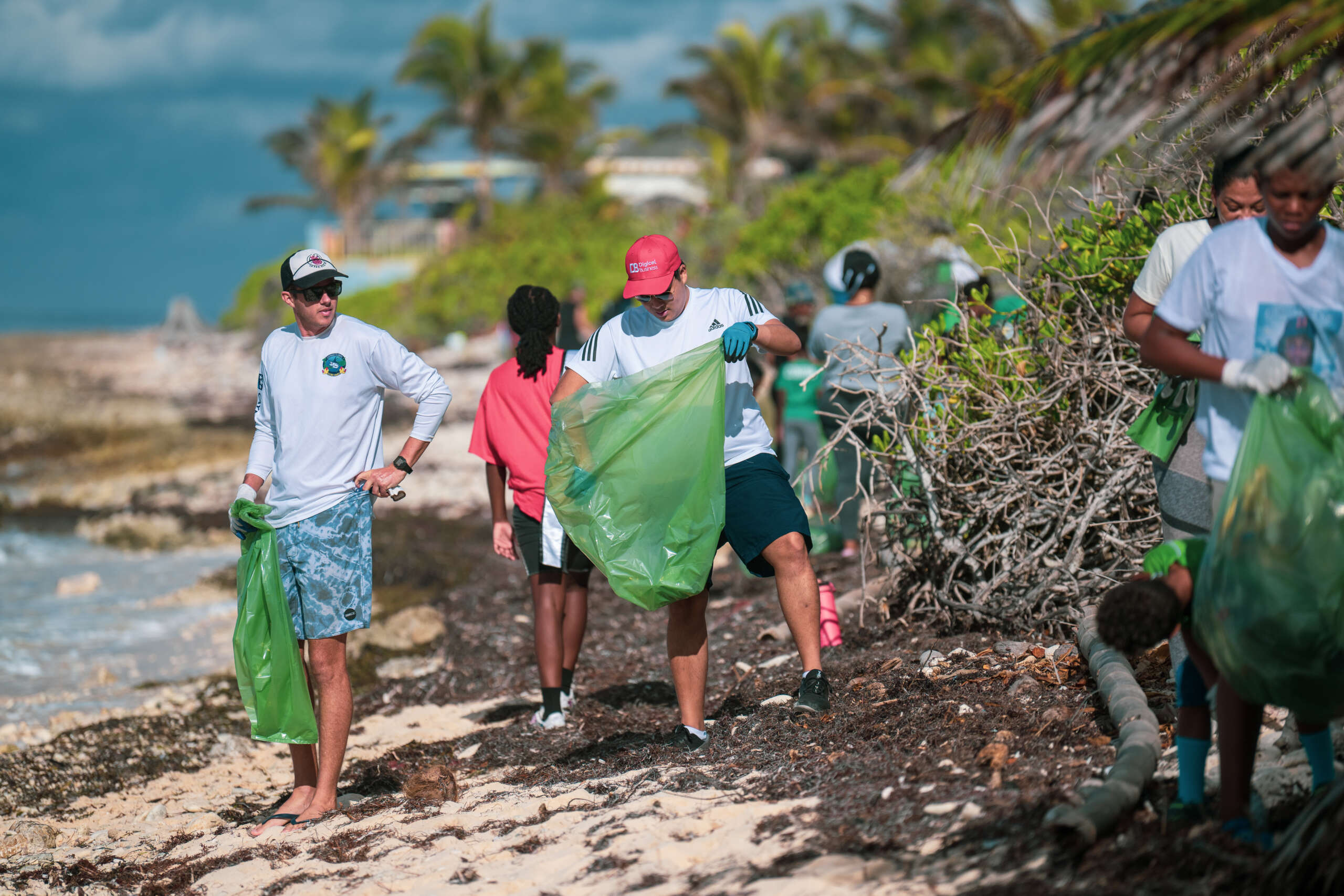 Plastic Free Cayman Beach Cleanup0016 Cayman Compass