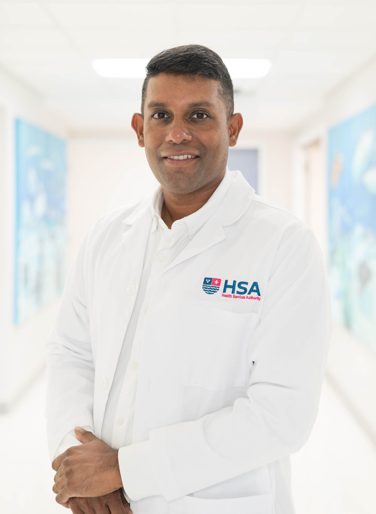Innovative orthopaedic surgeon Dr Almeida joins HSA Cayman Compass
