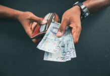 Minimum wage committee report delayed until October