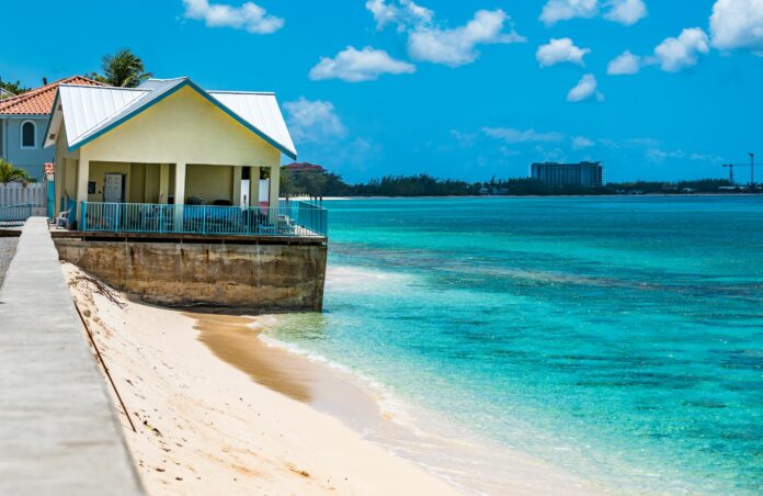 Cabana-and-seawall-on-Boggy-Sand-Road1