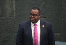 Saunders: Cayman must meet international labour standards