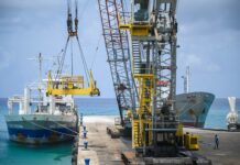 Dockworkers sue Port Authority for millions of dollars in unpaid wages Port