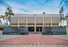 Civil servants among 19 summoned in corruption probe The Grand Court in Cayman- Photo: Taneos Ramsay