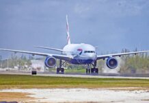 Tourism ministry ‘monitoring’ British Airways delays A British Airways flight lands in Grand Cayman