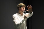Visiting comics get big laughs at intimate stand-up show