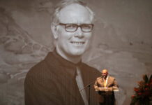 ‘Founding father of Caymanian art’ honoured in public memorial