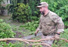 Regiment rescues elderly couple as neighbourhood floods