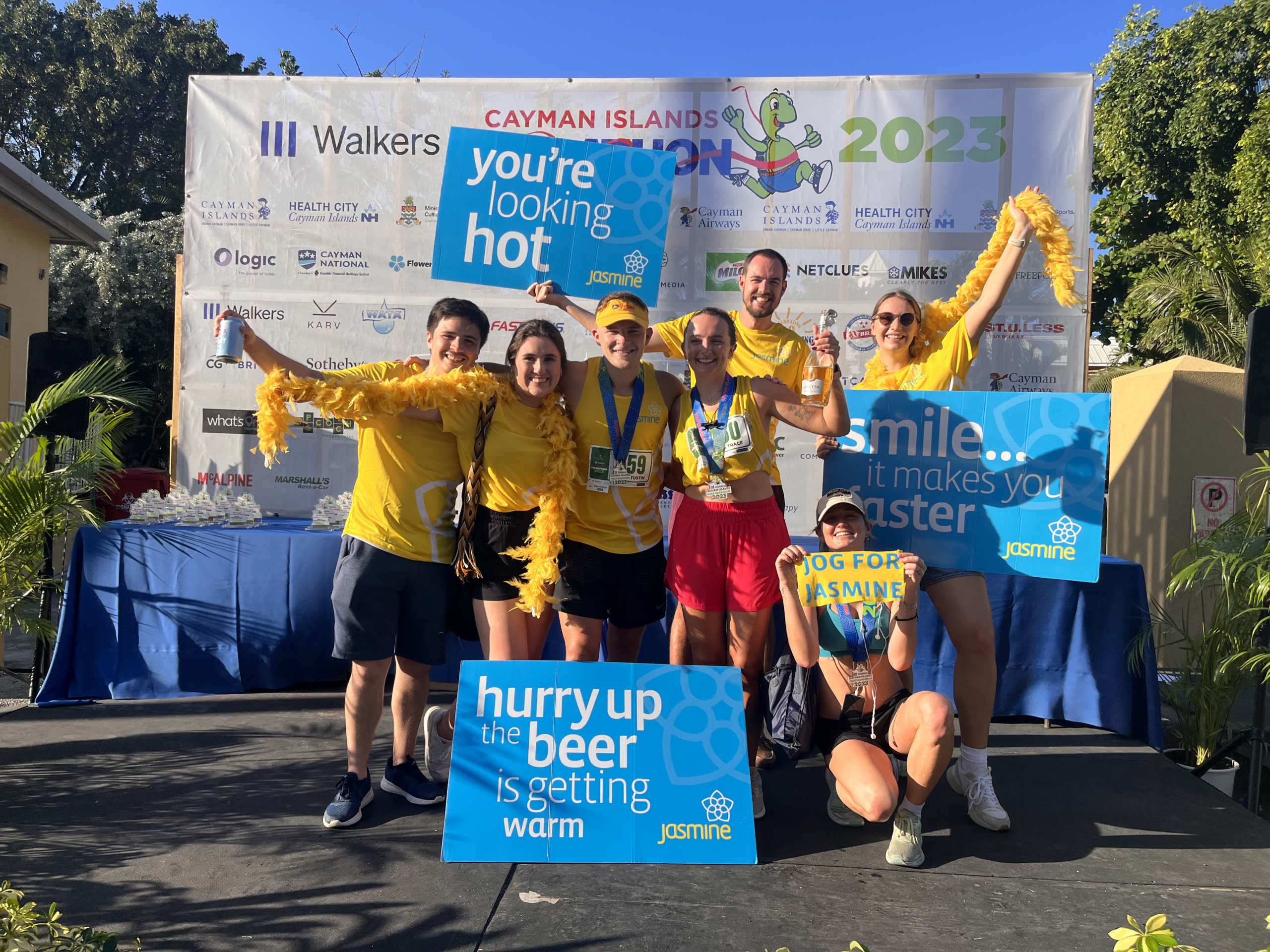 Charity runners at the Cayman Islands marathon 2023