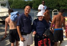 Cayman remembers Jimmy Carter, the traveller and humanitarian Former US president Jimmy Carter went snorkelling with Captain Marvin's tours - pictured with Ronne Anglin