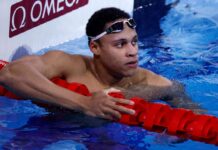 Jordan Crooks set for 100m free final at World Championships