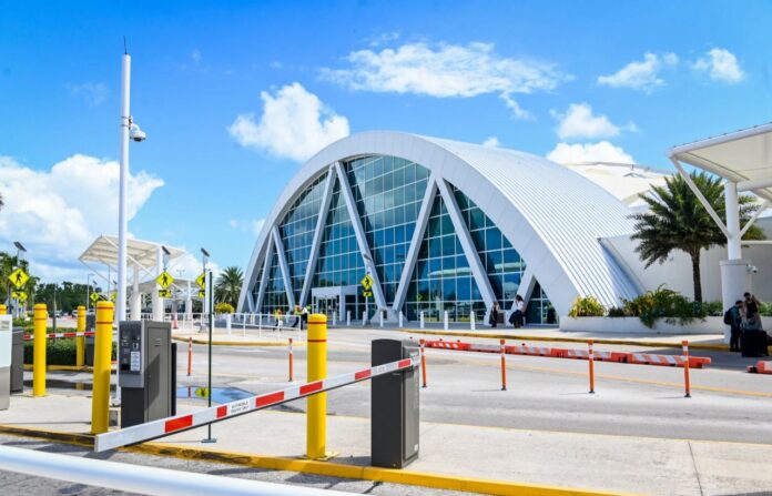 airport Cayman Islands airport