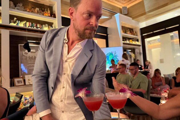 Waiters brought around art-inspired cocktails while guests enjoyed Stories by the Sea