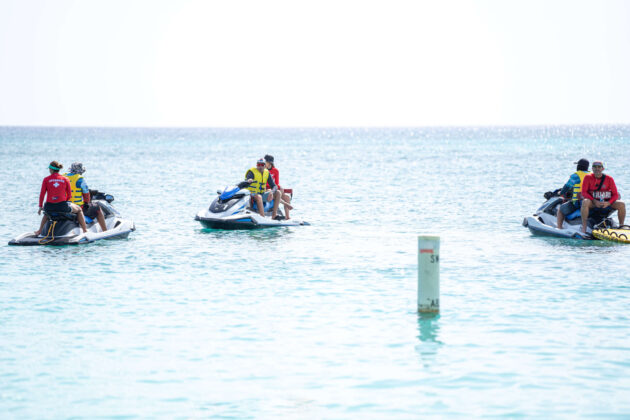 flowers one mile sea swim cayman islands