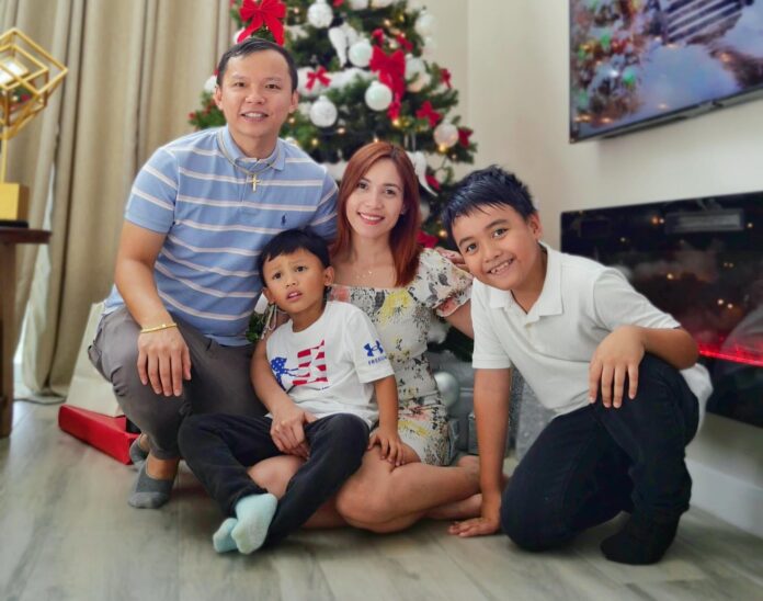 Maricris Talavera Calub and family Health City