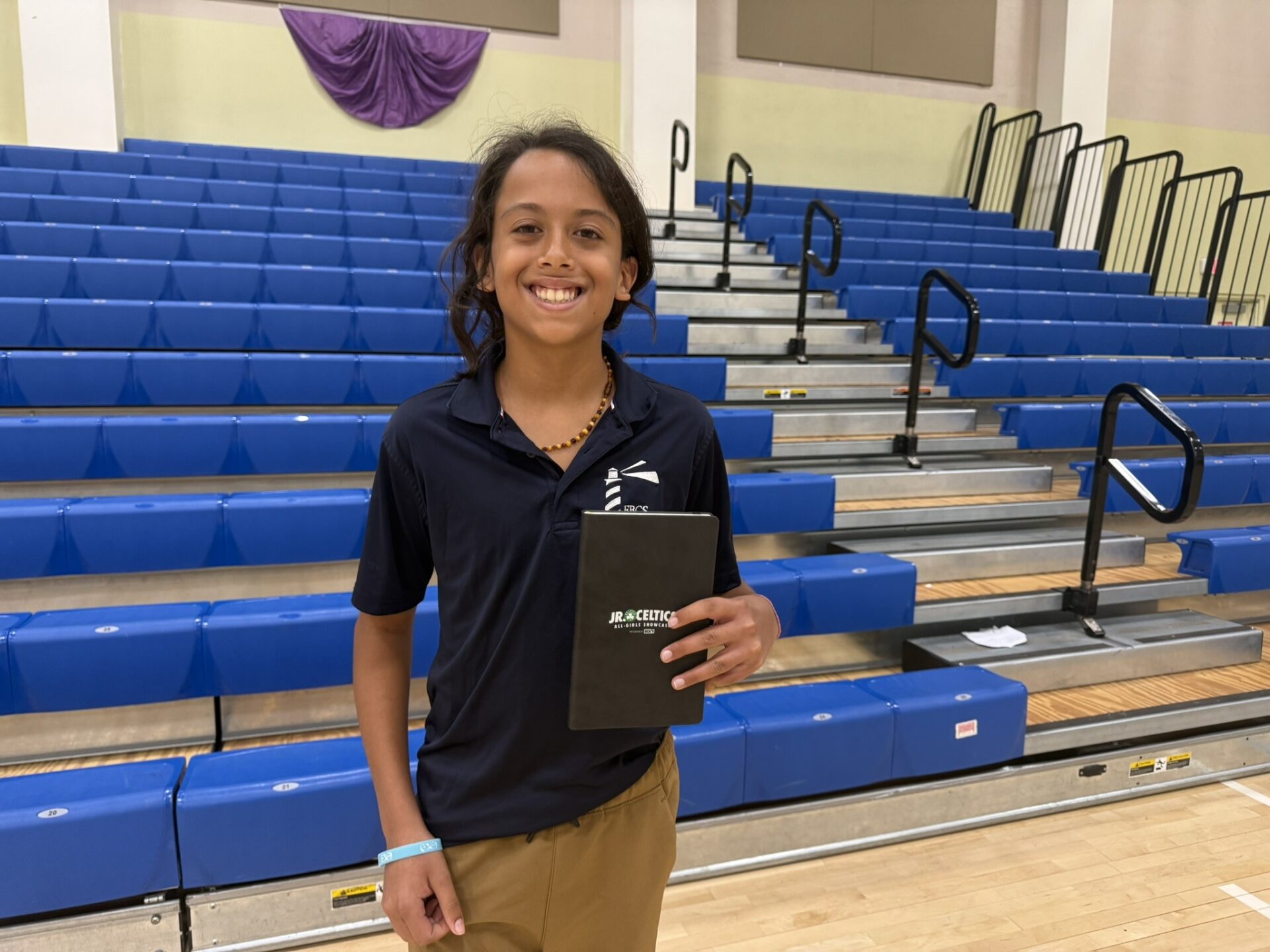 Basketball fan Phoenix Singh