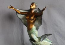 Plans for new underwater mermaid statue on hold