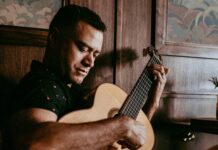 CayMusicA featuring two accomplished flamenco guitarists