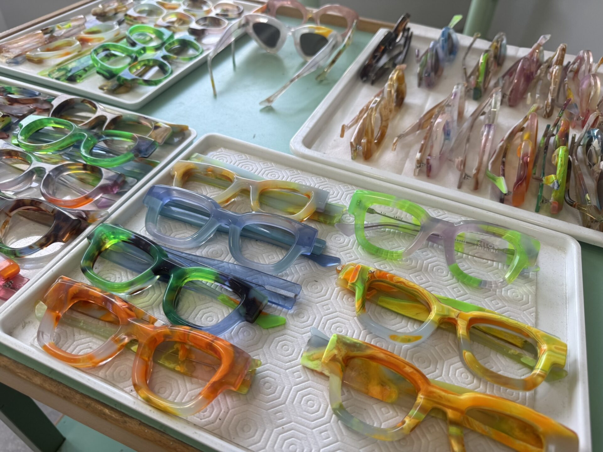 Cadres des autres Terriens