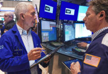 Markets react after Trump raises tariffs to 15%