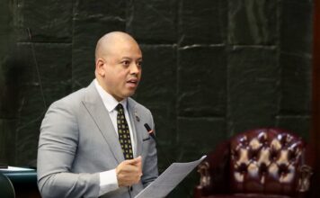 Premier heads to Asia on first official financial services trip