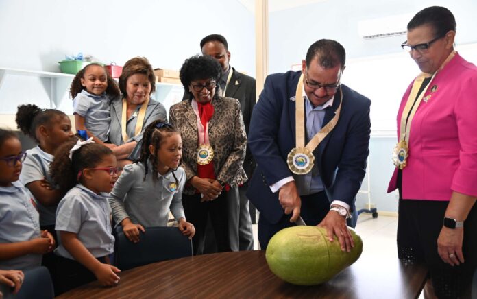 Anglin and students