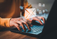 Flow delays planned shutdown of candw.ky email service