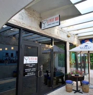 Emotional farewell for Le Petit Bar as owners focus on wine academy