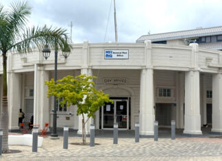 Postal Service temporarily suspends EU-bound items