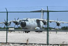 RAF heavy transport plane arrives in Cayman